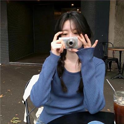 铁窗艳侣
